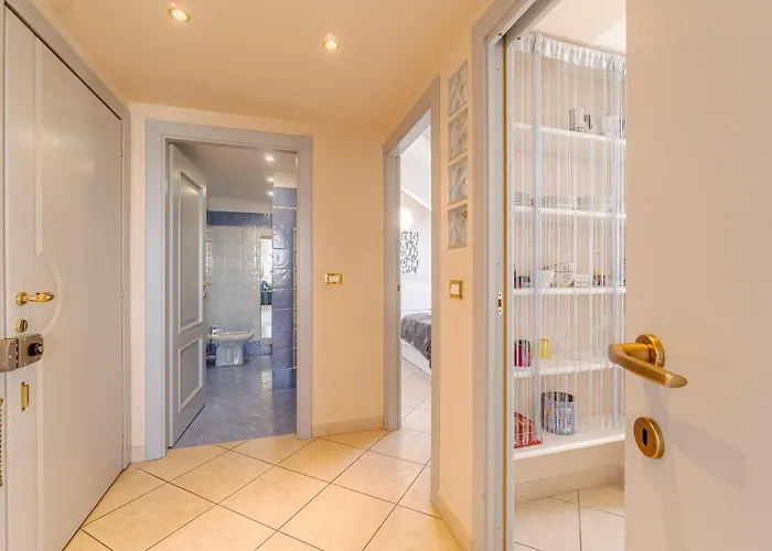 Politecnico & Crocetta Elegant Flat Apartment *