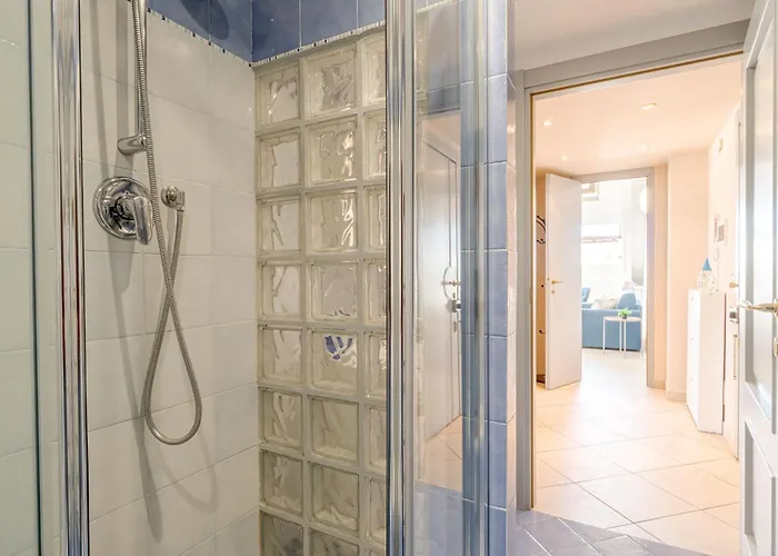 Politecnico & Crocetta Elegant Flat