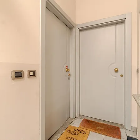 Politecnico & Crocetta Elegant Flat *