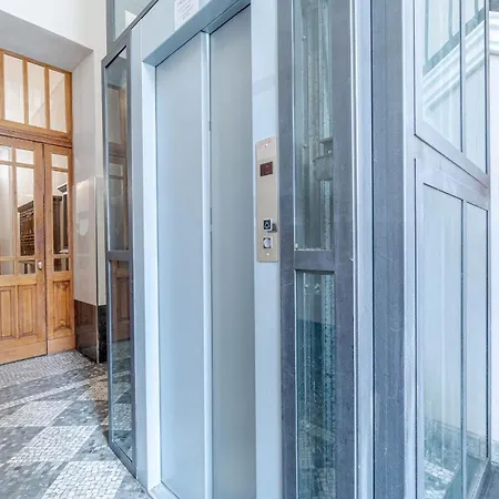 Politecnico & Crocetta Elegant Flat